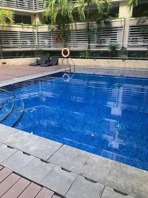 Apartment Condo Suite At 150 Newport Near Naia T3 Manila