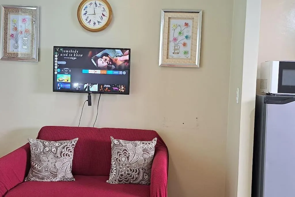 Apartment Condo Suite At 150 Newport Near Naia T3 Manila