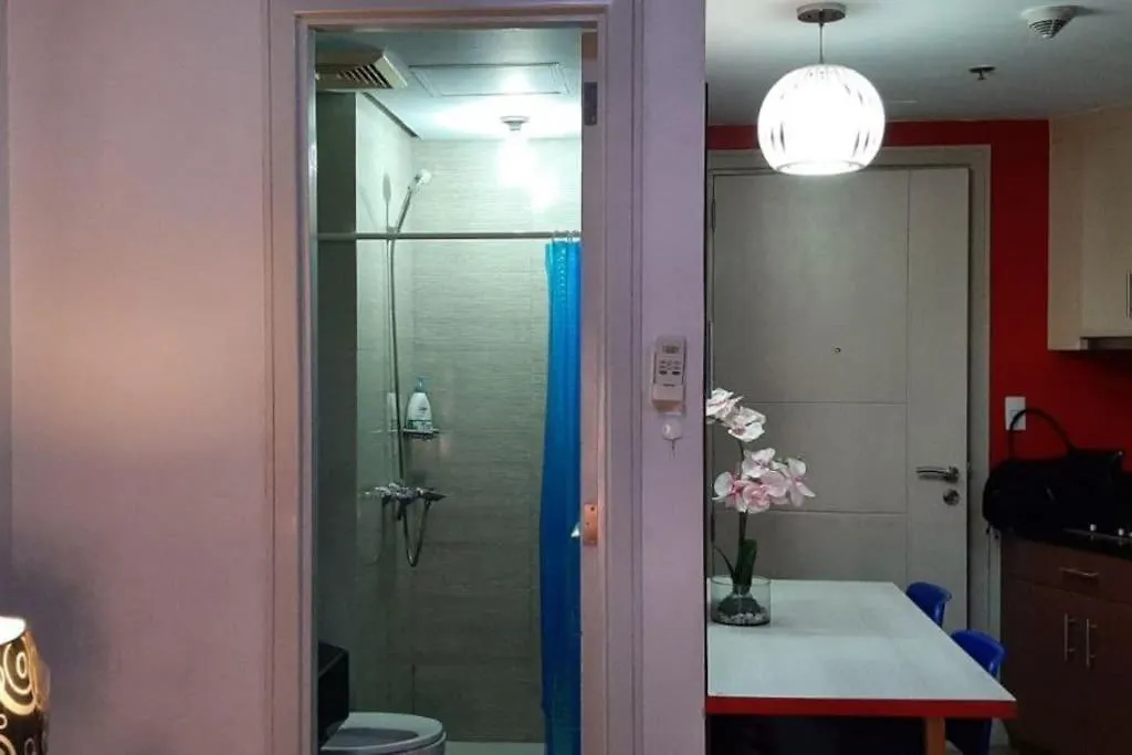 Apartment Condo Suite At 150 Newport Near Naia T3 Manila